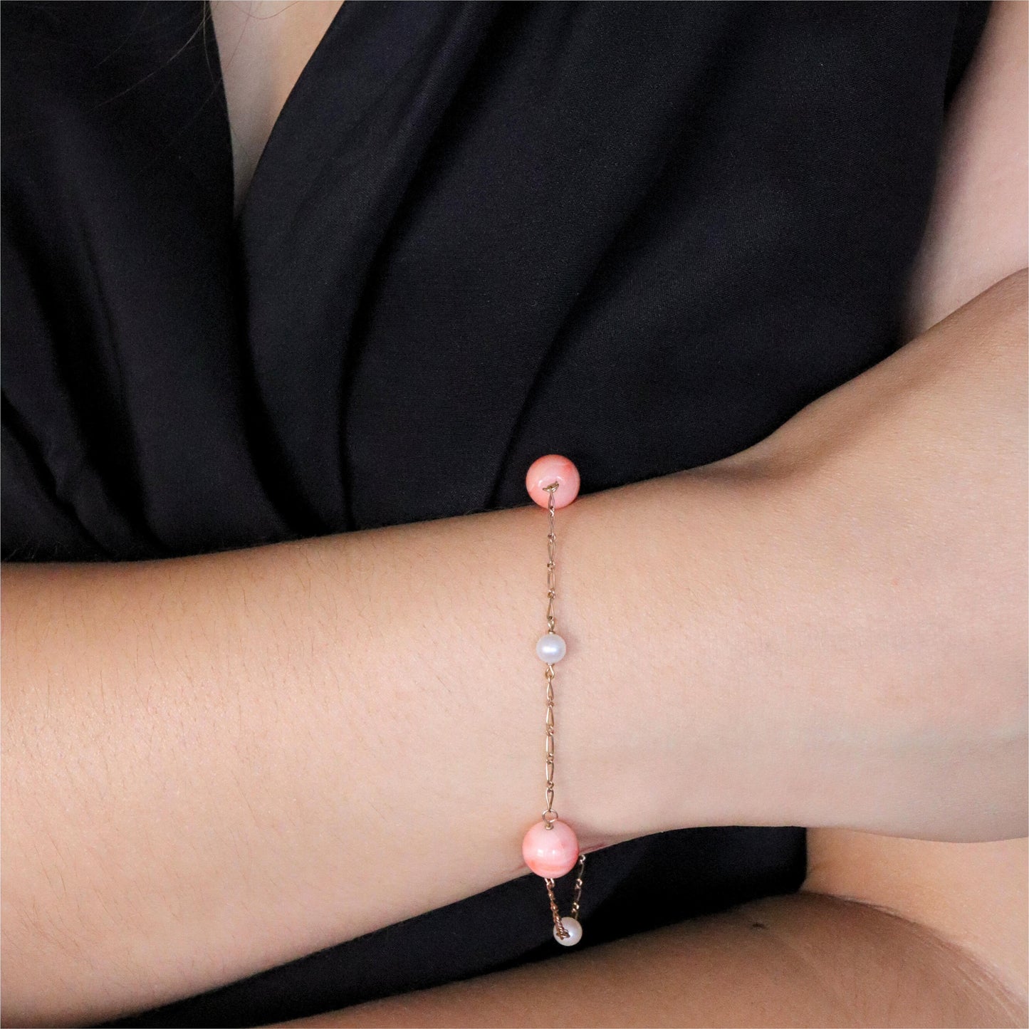 Coral Pearl 9k Yellow Gold Station Bracelet