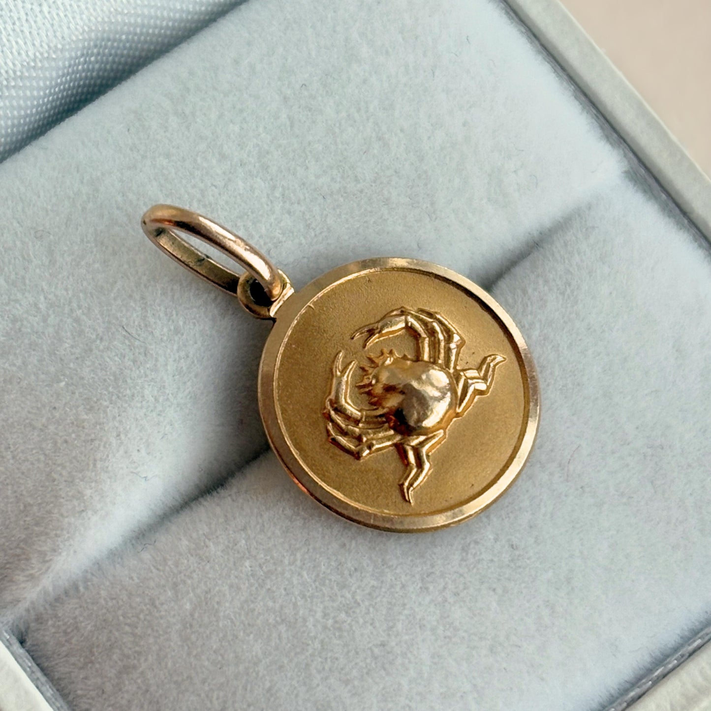 Mid-Century Italian 18k Yellow Cancer Zodiac Pendant