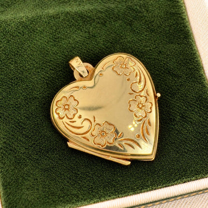 Mid Century 14k Yellow Gold Flower Heart Locket