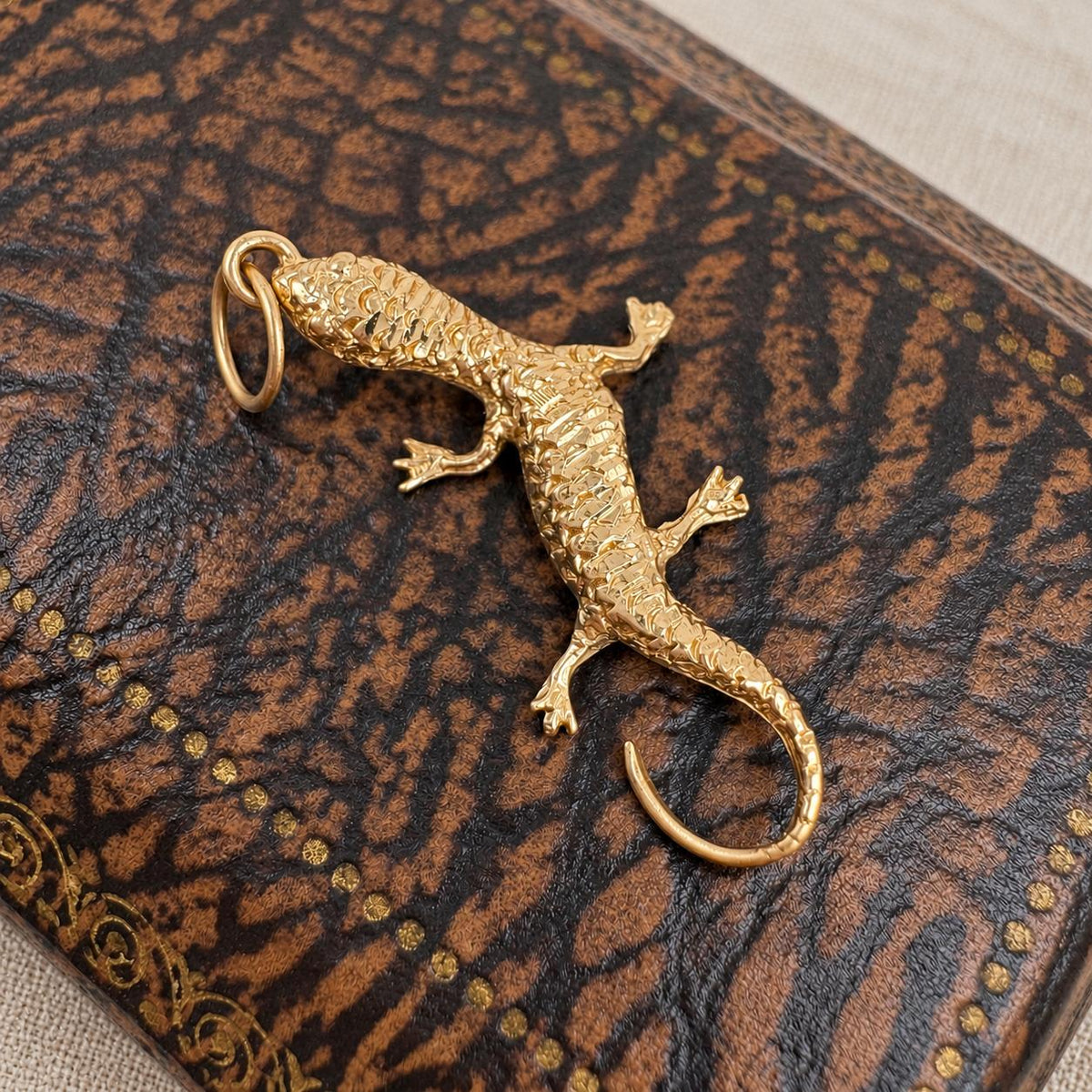 Vintage 14k Yellow Gold Lizard Charm