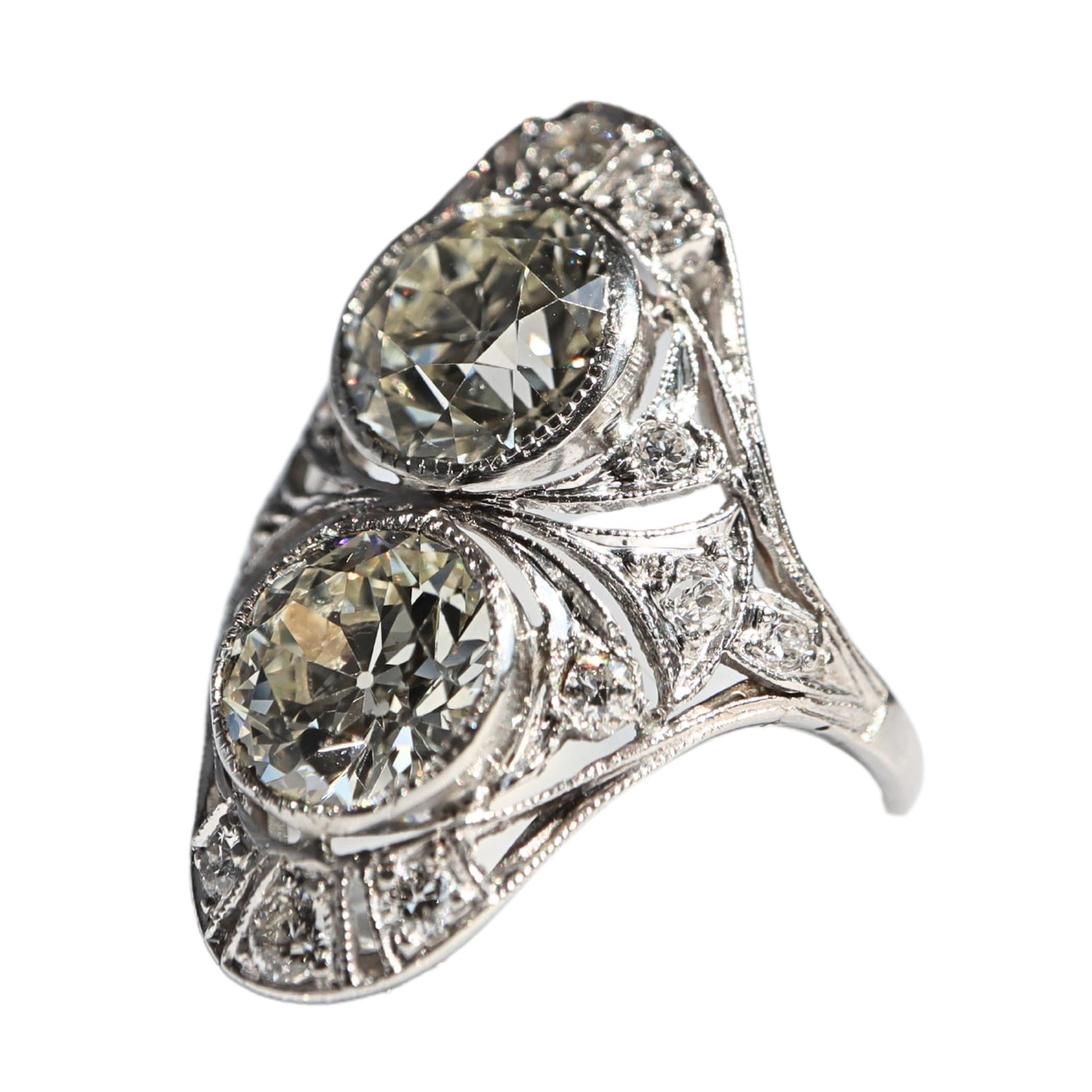 Antique GIA 4.25 Carat Total Weight Diamond Platinum Toi et Moi Ring