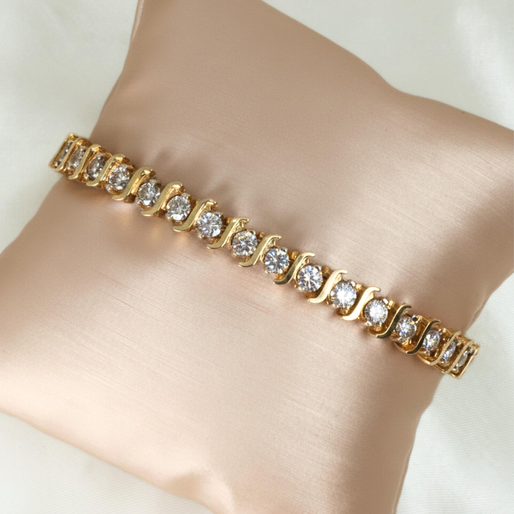 Vintage 5.25 Total Carat Diamond 14k S-Link Tennis Bracelet