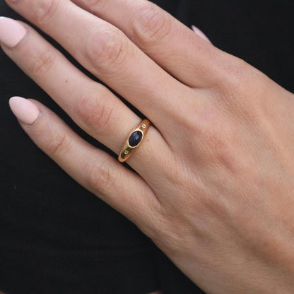 Vintage Sapphire Diamond 18k Yellow Gold Ring