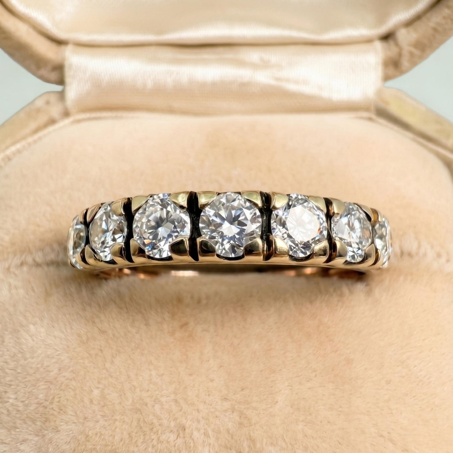 Vintage Diamond 14k Yellow Gold Band Ring