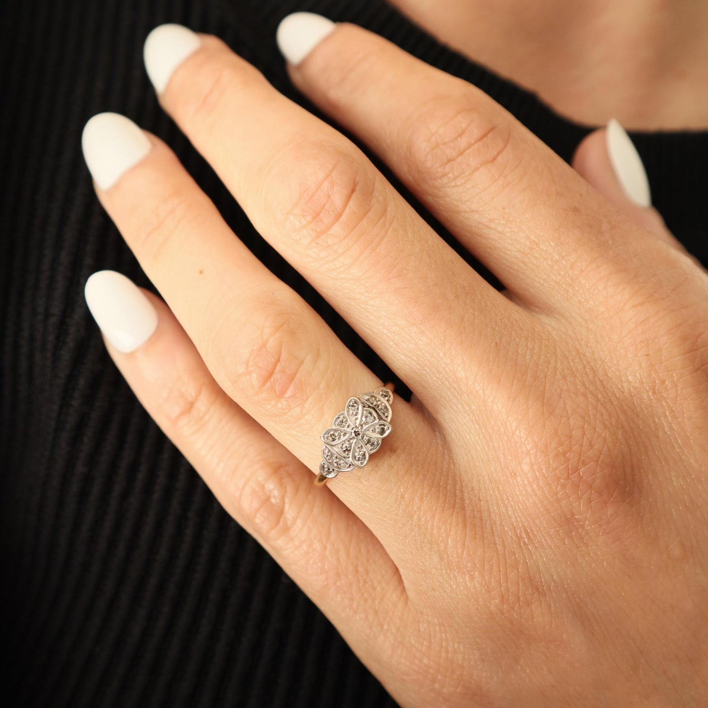 Art Deco Diamond 18k Platinum Flower Ring