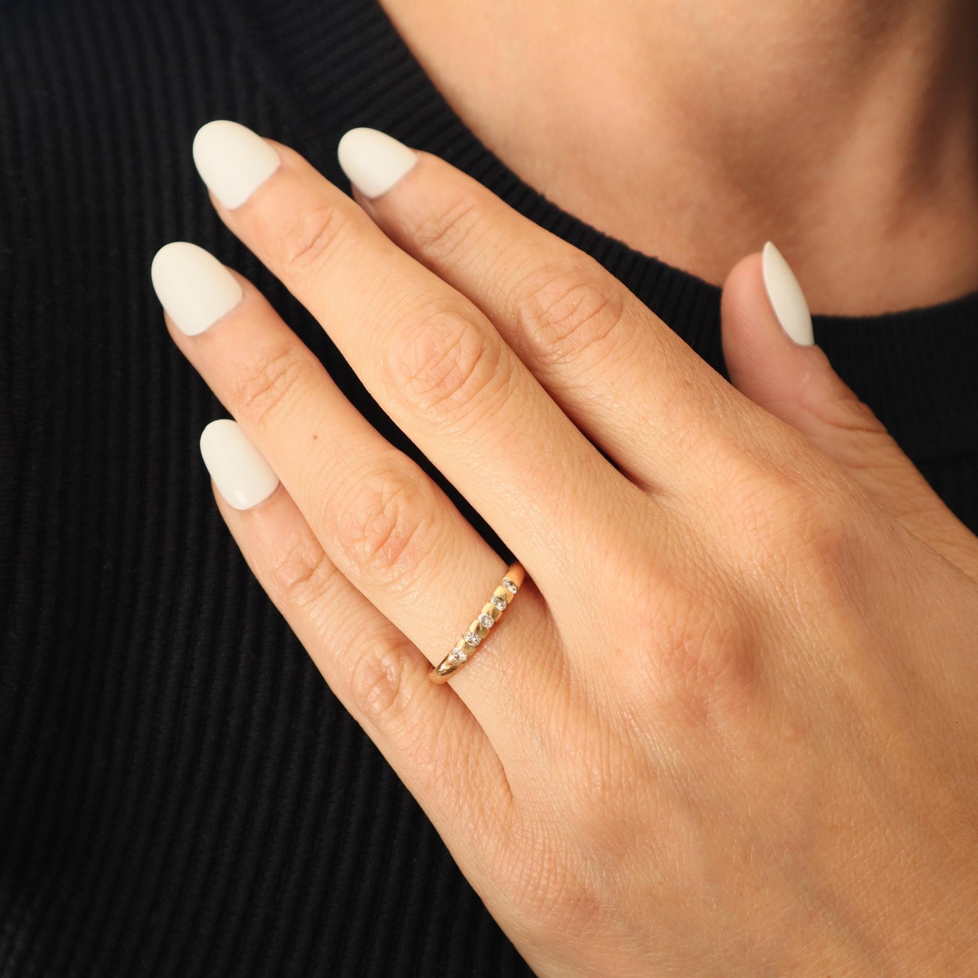 Vintage Diamond 18k Yellow Gold Band Ring