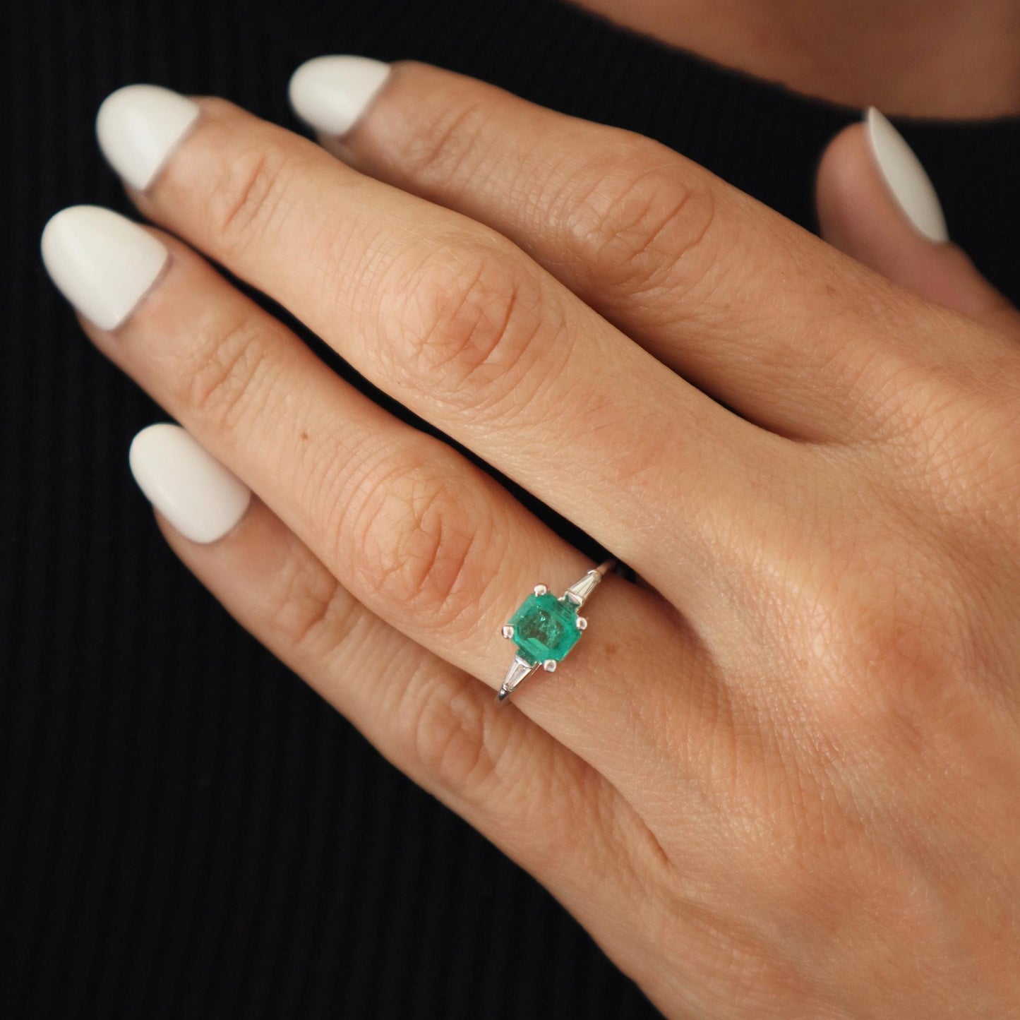 Vintage Emerald Diamond 18k White Gold Ring