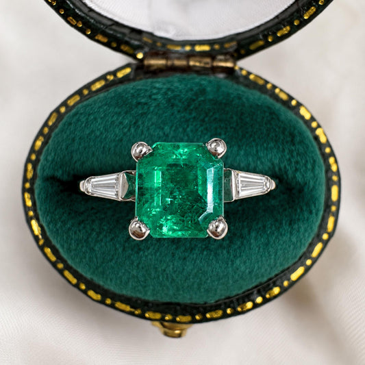 Vintage Emerald Diamond 18k White Gold Ring