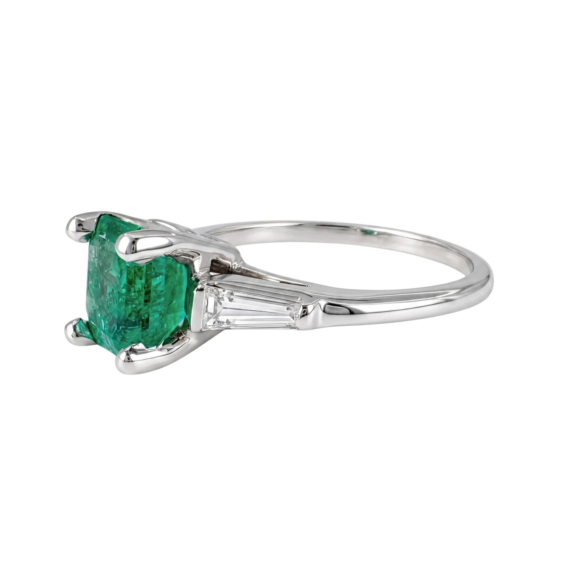 Vintage Emerald Diamond 18k White Gold Ring