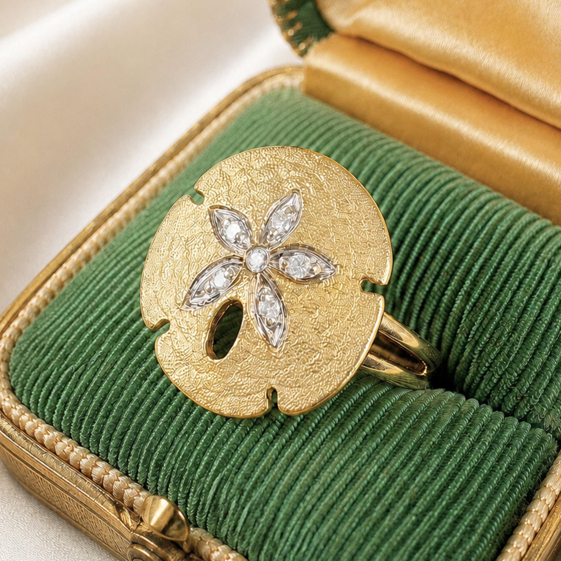 Diamond 14k Yellow Gold Sand Dollar Ring