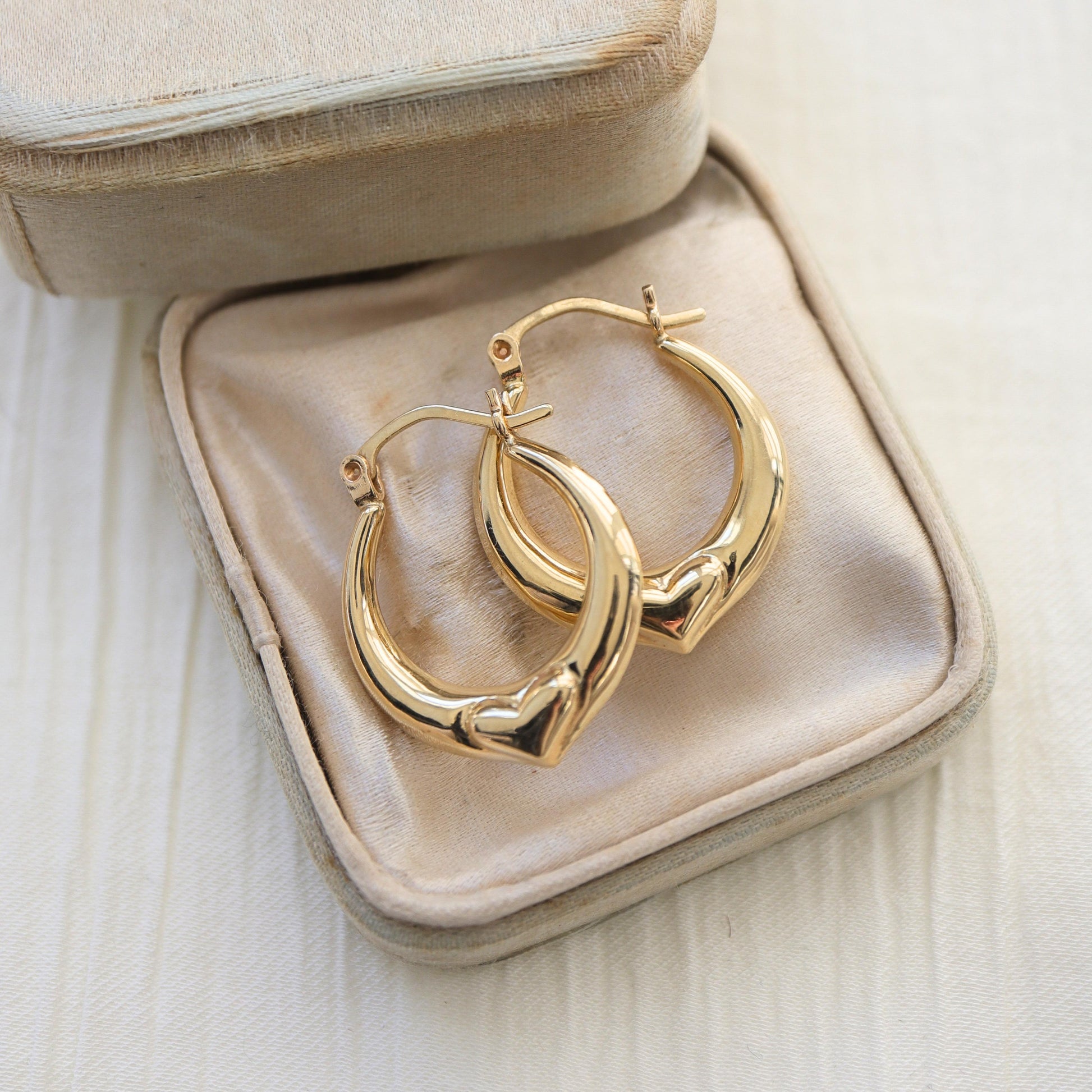 Vintage 14k Yellow Gold Heart Hoop Earrings