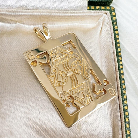 Mid Century 14k Yellow Gold Queen of Hearts Charm