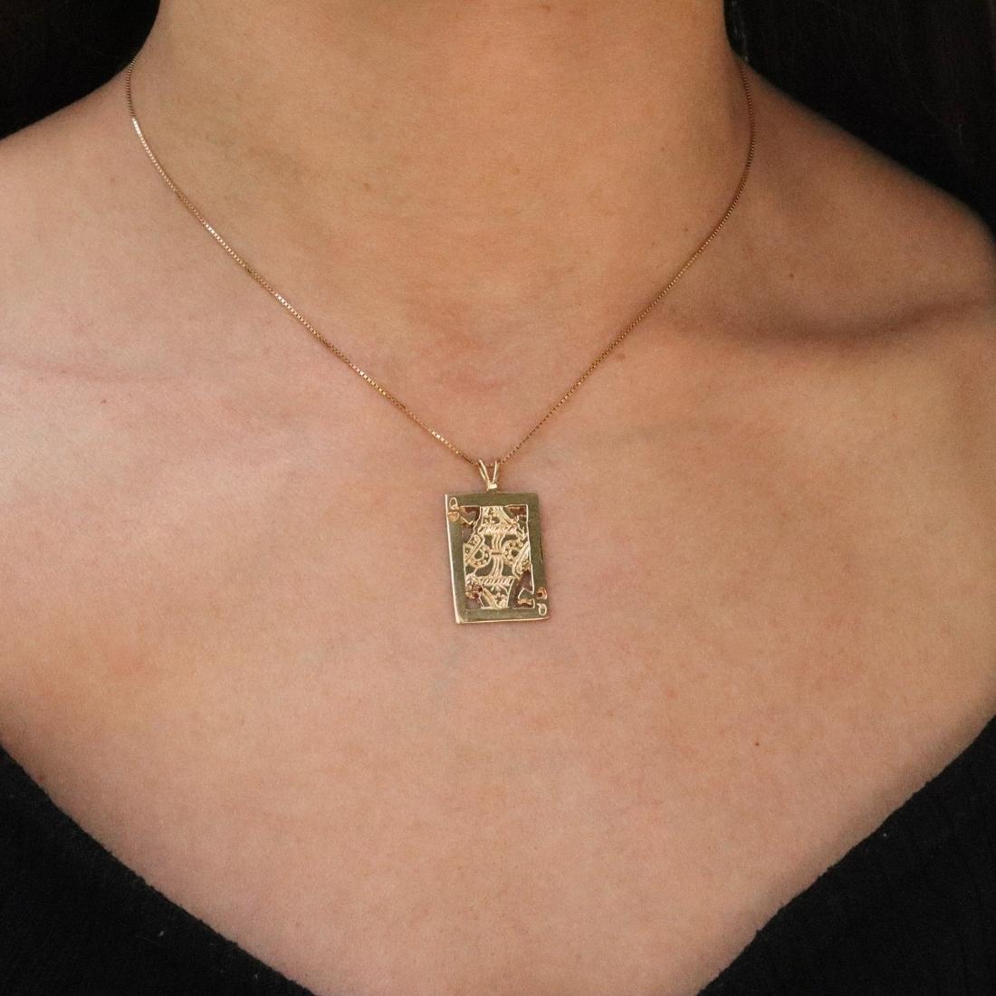 Mid Century 14k Yellow Gold Queen of Hearts Charm