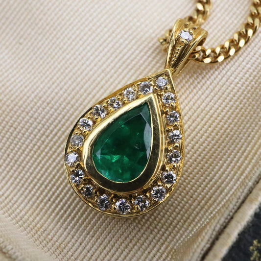 Vintage Emerald Diamond 18k Yellow Gold Necklace