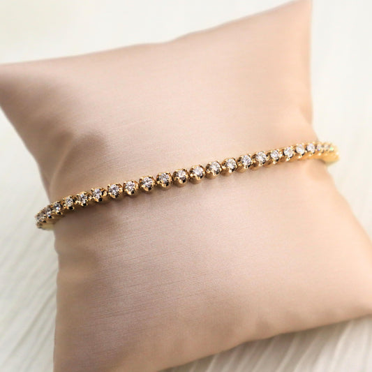 Vintage 2.40 Carat Diamond 14k Yellow Gold Tennis Bracelet