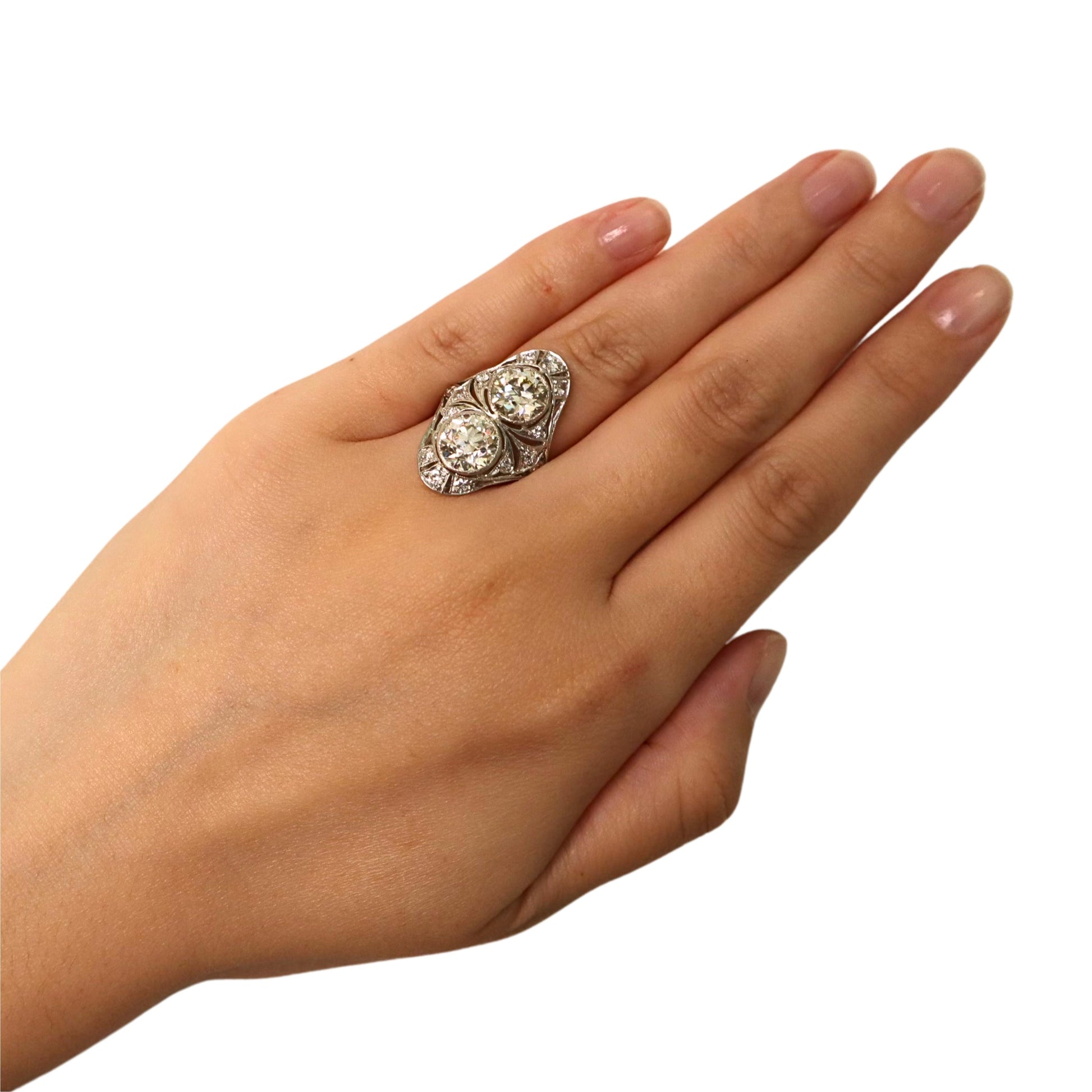 Antique GIA 4.25 Carat Total Weight Diamond Platinum Toi et Moi Ring