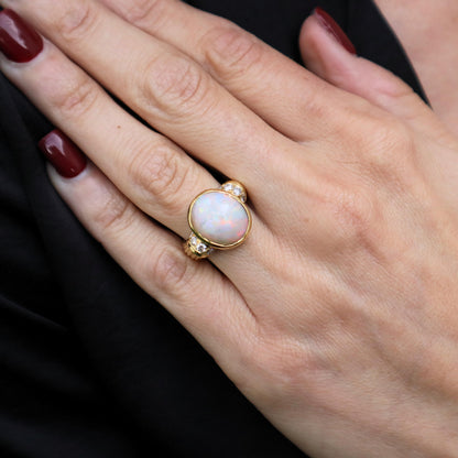 Vintage Opal Diamond 18k Yellow Gold Ring