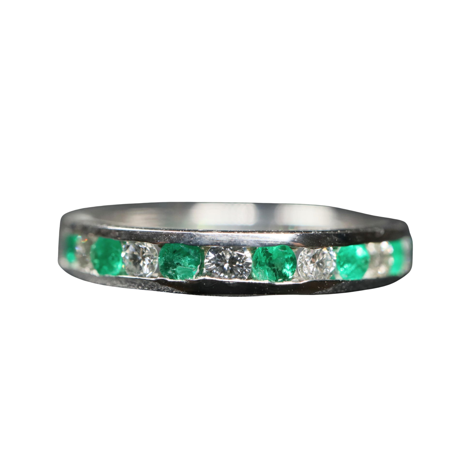 Vintage Diamond Emerald Platinum Band Ring