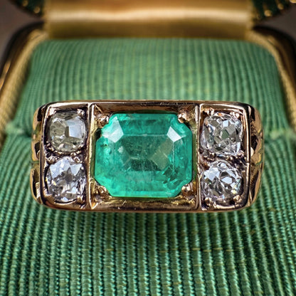 Antique Emerald Diamond 14k Yellow Gold Ring