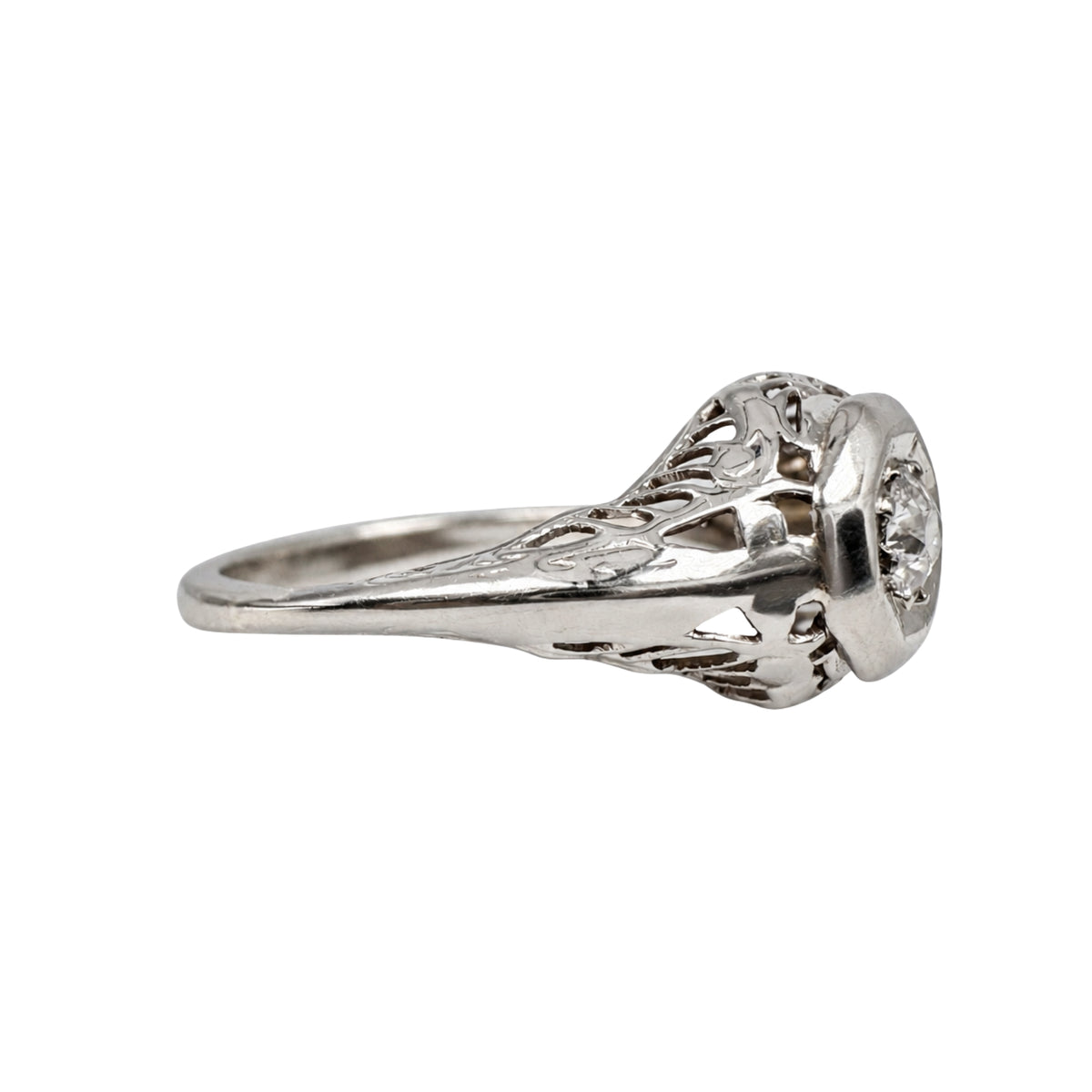 Art Deco Diamond White Gold Filigree Ring