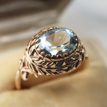 Antique Topaz 14k Yellow Gold Wreath Ring