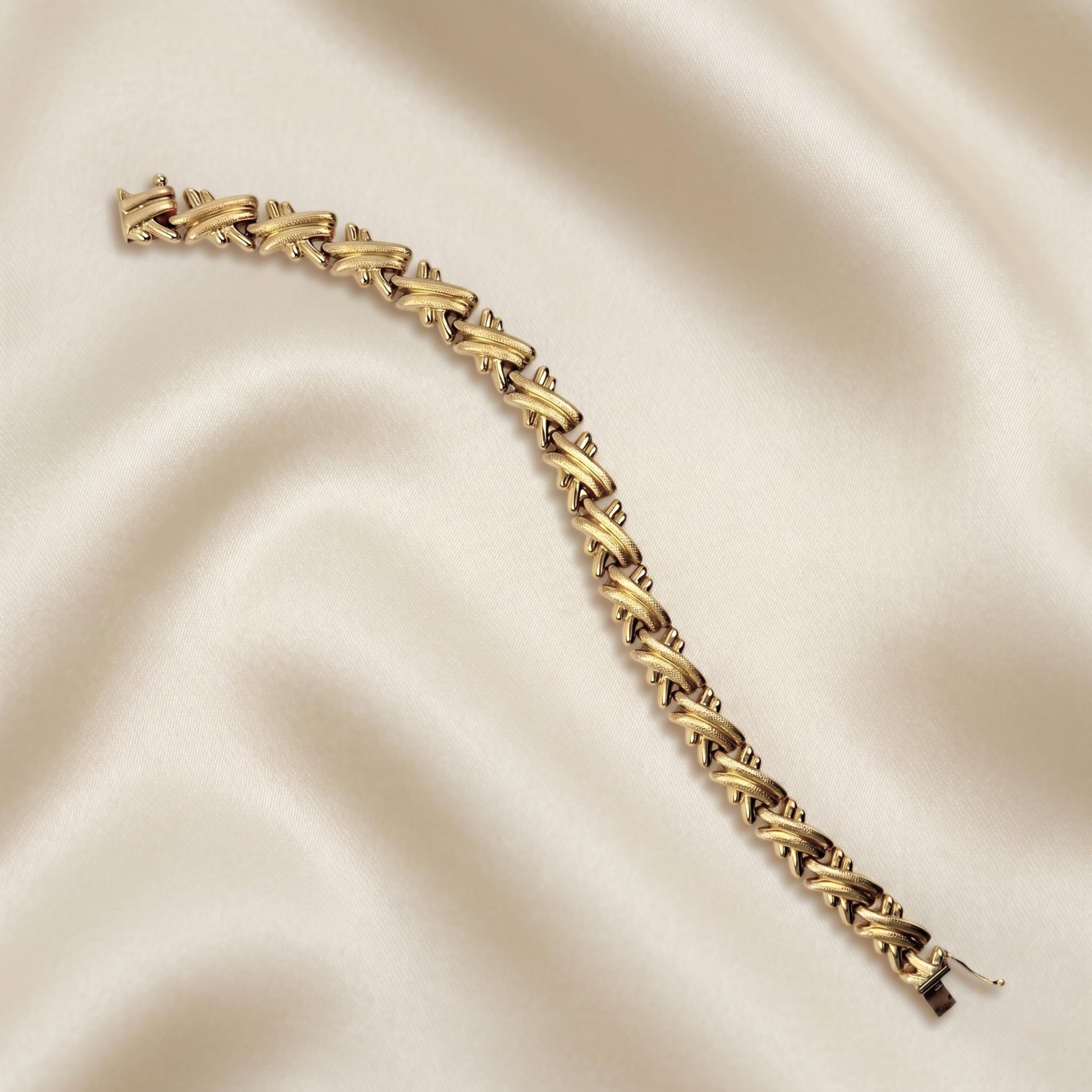 Vintage Italian 14k Yellow Gold X Bracelet
