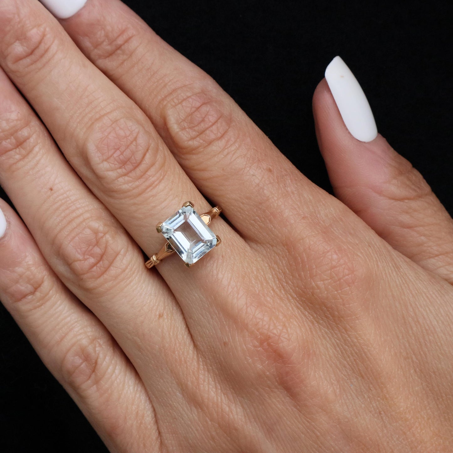 Retro Aquamarine 10k Yellow Gold Solitaire Ring