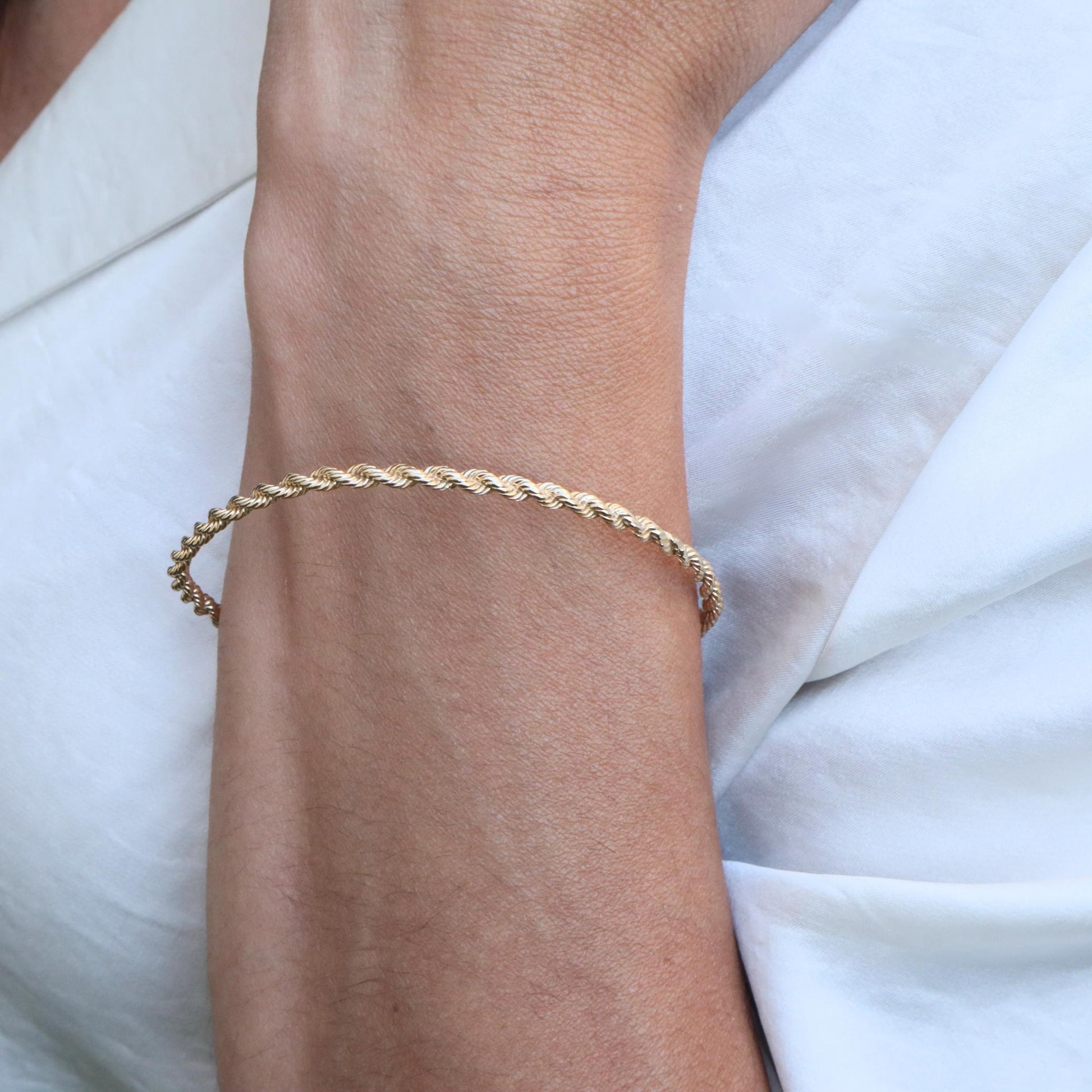 Vintage 14k Yellow Gold Rope Bangle